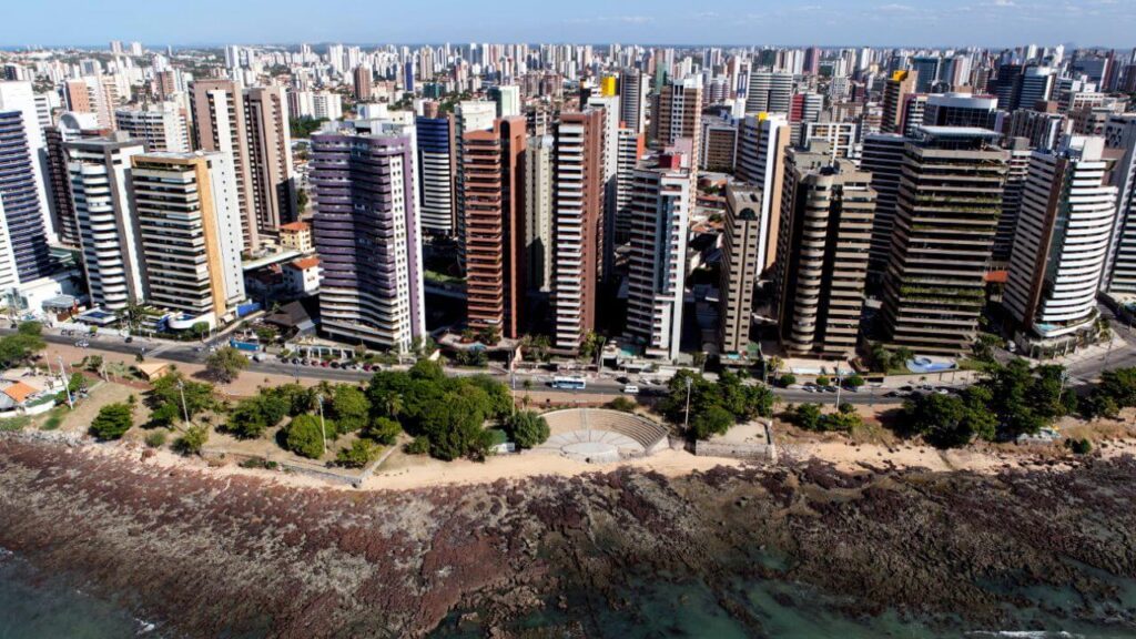 <p>Fortaleza in Brazil has a high crime rate, with 83.5 deaths per 100,000 people due to violent crimes like robberies and assaults. This poses safety and security issues for everyone in the area.</p><p>Fortaleza is home to beautiful beaches, including Praia Meireles and Praia de Iracema. Be fascinated by the stunning sights and artful handicrafts, but make your safety the number one priority. </p>