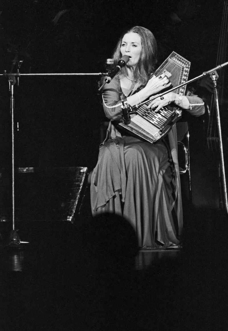 June Carter Cash Her Sad Cause Of Death In Memoriam