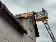 hasiči v č. těšíně stále odstraňují následky bouře, způsobila velké škody