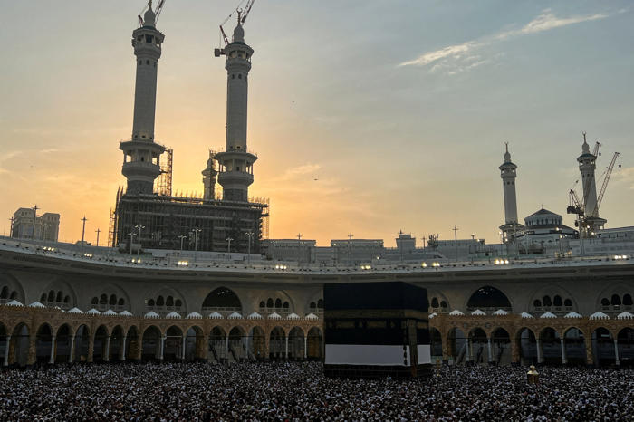 flere end 1300 døde under årets pilgrimsfærd til mekka