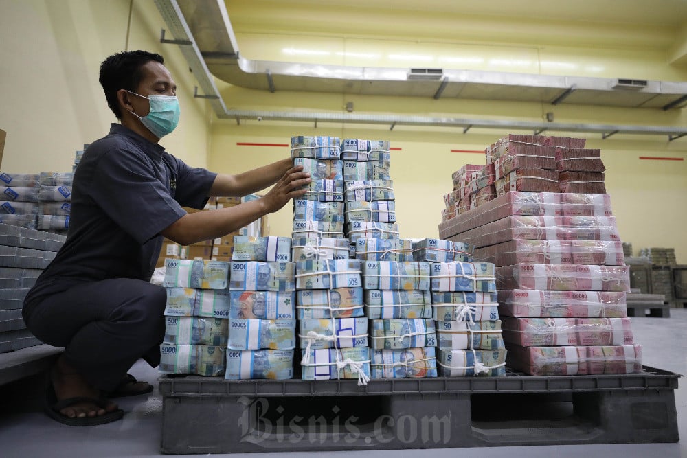 Rupiah Dibuka Melemah Tembus Level Rp16.465, Dolar AS Perkasa