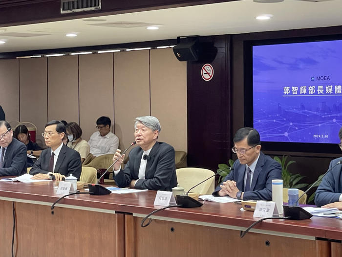 美媒關心台灣是否重啟核電 郭智輝：暫時沒辦法