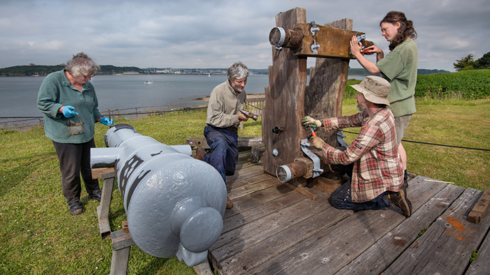 work begins to preserve 16th century cornish cannon