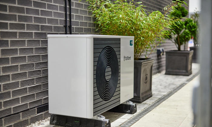 uk’s drive to install heat pumps stymied by ‘lack of demand and skill shortage’
