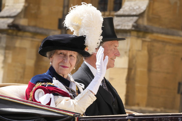 Princess Anne suffers concussion after 