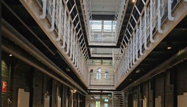 η επιστροφή της αεκ στις «φυλακές» της ολλανδίας