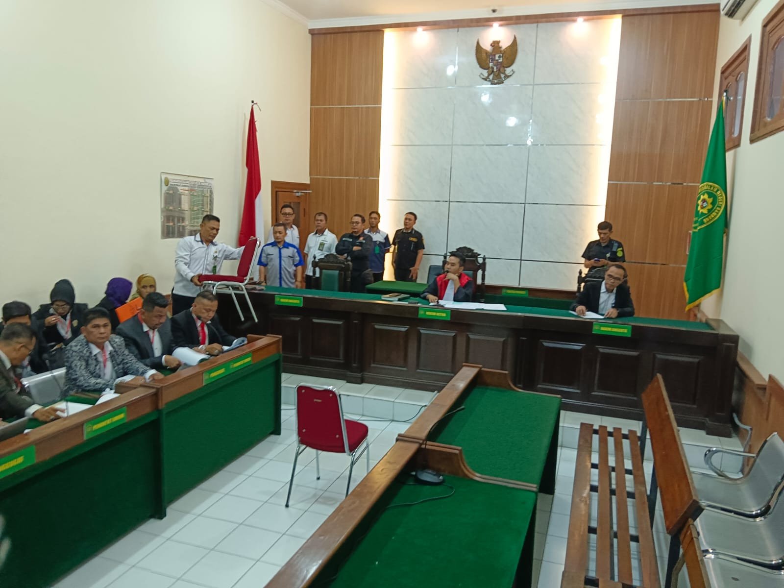 Sidang Praperadilan Ditunda, Keluarga Pegi Setiawan: Sangat Aneh