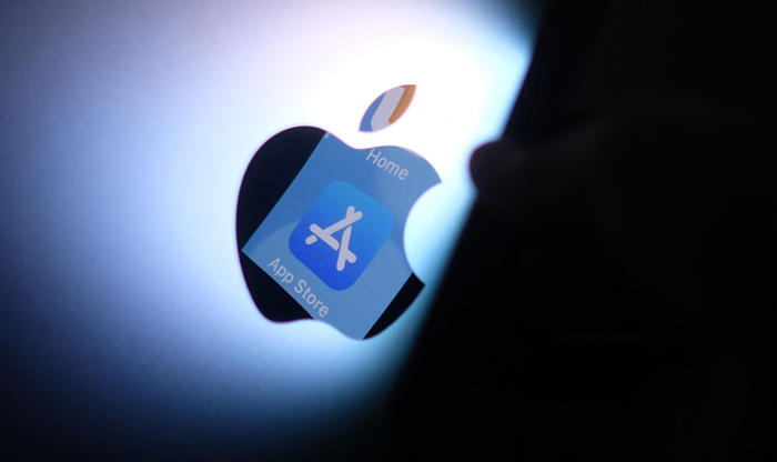 amazon, microsoft, apple voi saada miljardien eurojen sakot – eu-komissio syyttää kilpailun rajoittamisesta