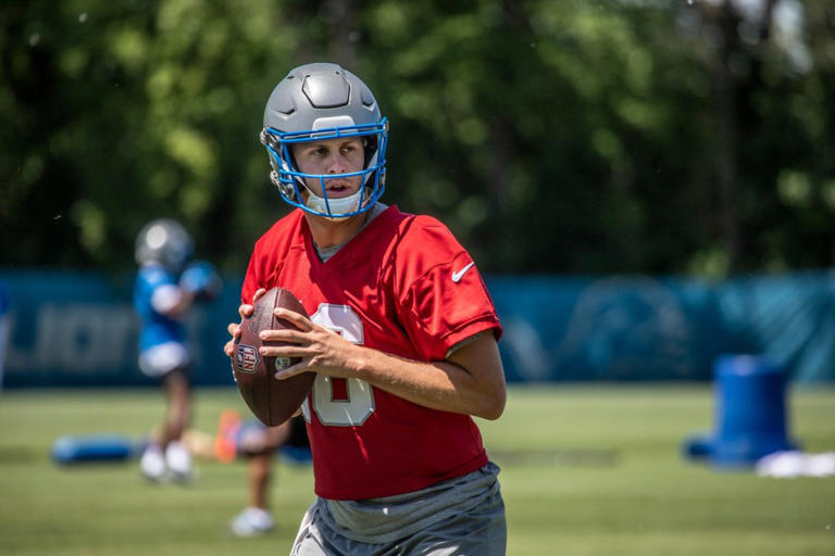 Lions quarterback Jared Goff practices his throw during the organized team activities in Allen Park on Thursday, May 23, 2024. Kimberly P. Mitchell / USA TODAY NETWORK