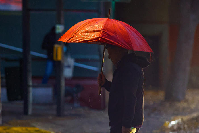 senapred actualiza la alerta roja vigente en la provincia de cautín por precipitaciones y vientos