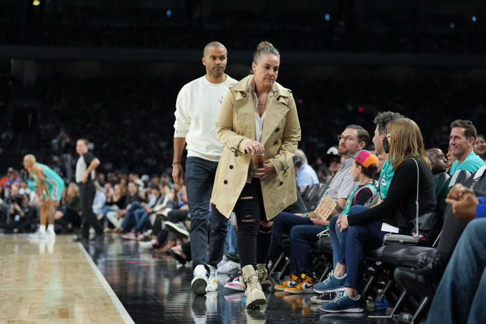 lakers' jj redick hire sparks discussion about becky hammon