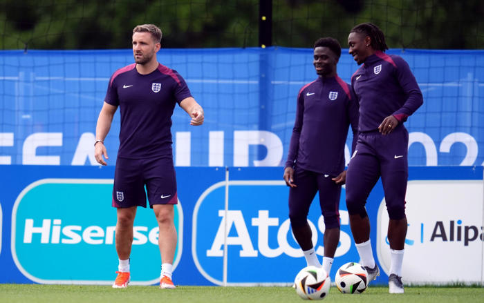 defiant gareth southgate refuses to rip up team with phil foden to start against slovenia