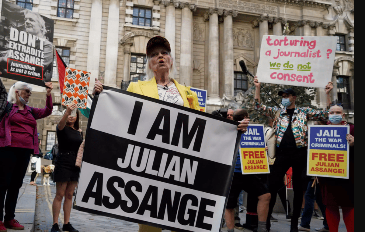 Who Is Julian Assange? WikiLeaks Founder Who Agreed To Plead Guilty Of ...