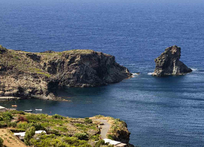 quali isole italiane conviene scegliere per una vacanza sostenibile
