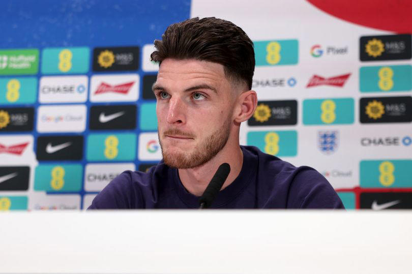 roy keane goes in on declan rice and brutally slams his 'show us some love' comment