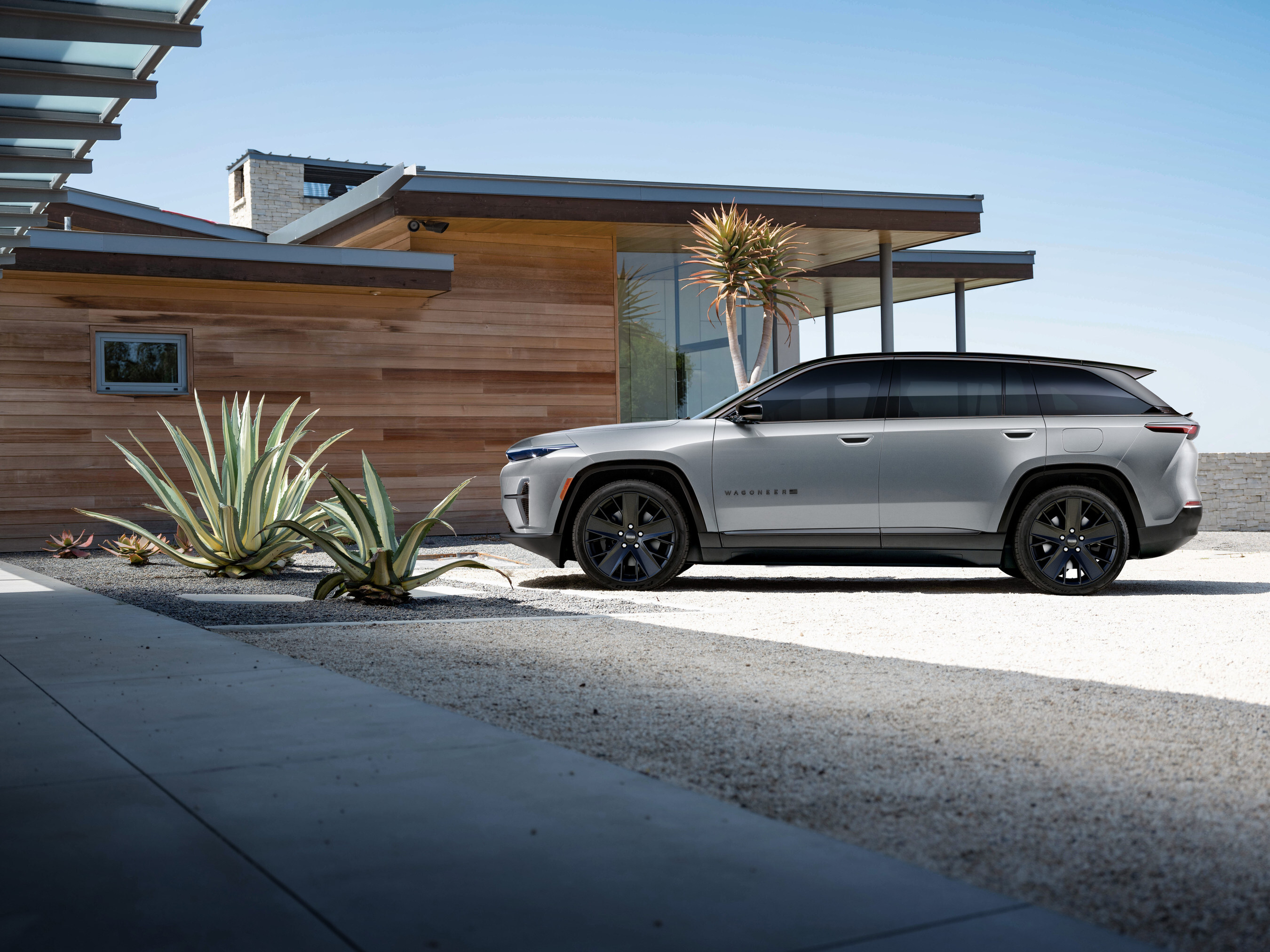 Jeep's First Electric SUV Debuts At Detroit's Rocket Mortgage Classic