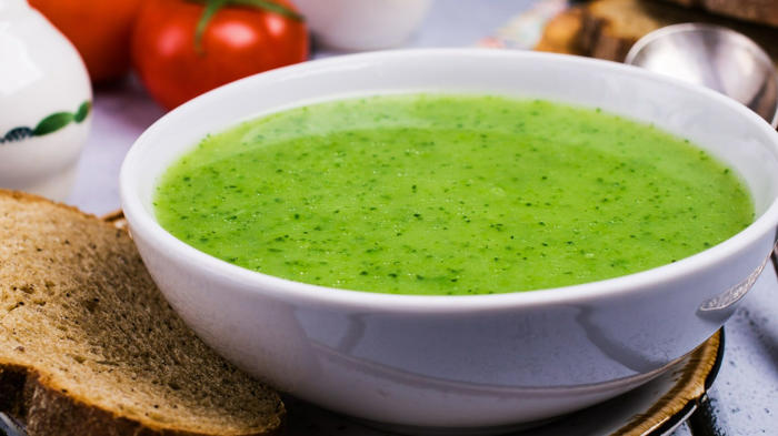 ta zupa krem to skarbnica zdrowia. zawiera tylko 3 warzywa, a syci jakby była mięsna
