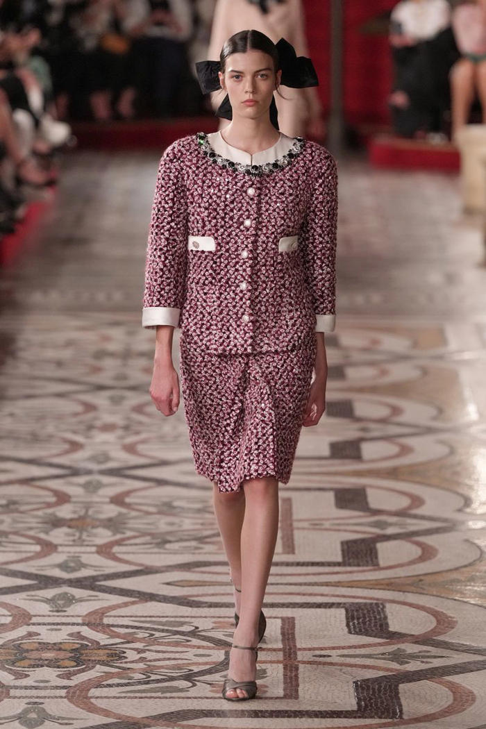 chanel took haute couture to the opera