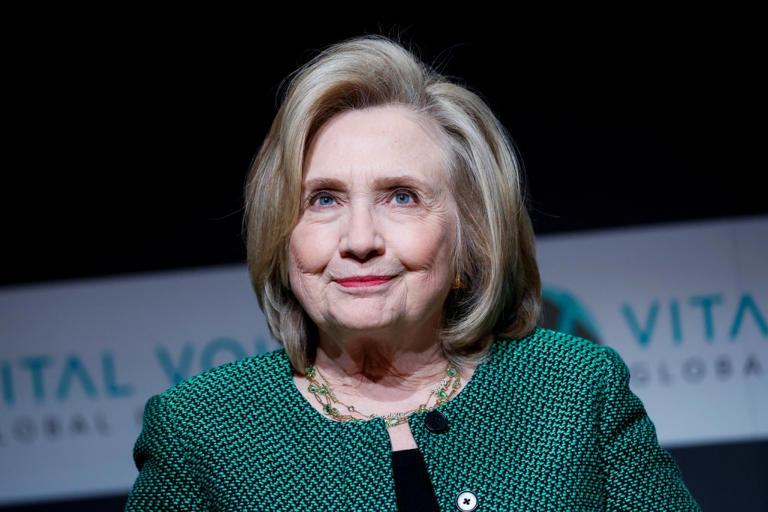 Hillary Clinton Plans Pre-Election Book Tour for New Memoir