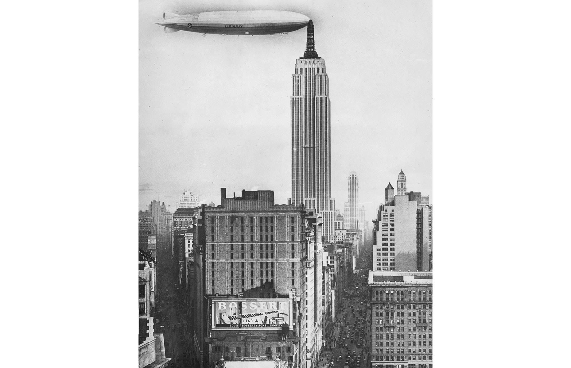 Amazing Vintage Photos Tell The Story Of The Empire State Building