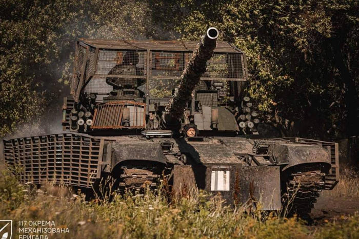 ukraińcy przerobili polskie czołgi. wyglądają jak z filmu 