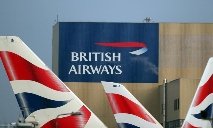 chaos at heathrow after british airways it failure causes delays