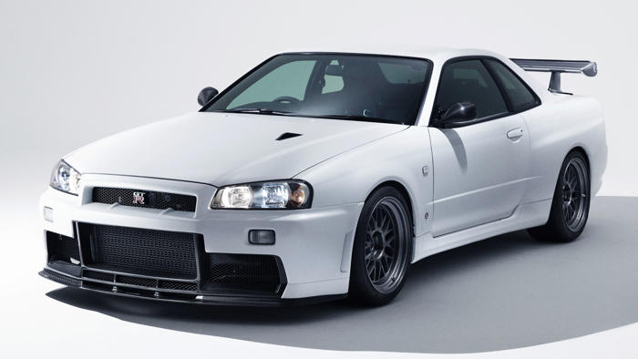 this is a 659bhp skyline r34 gt-r restoration that’ll cost you more than a ferrari sf90
