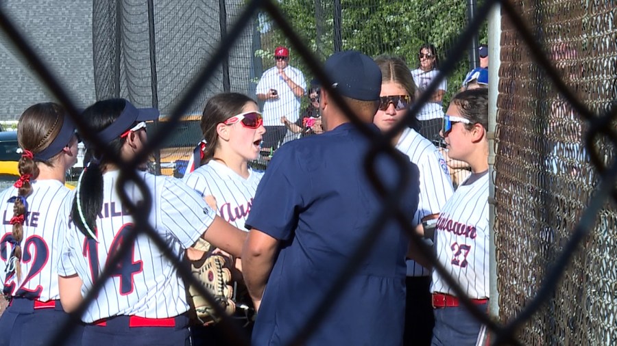 Austintown 12U Softball Advances In District Tournament