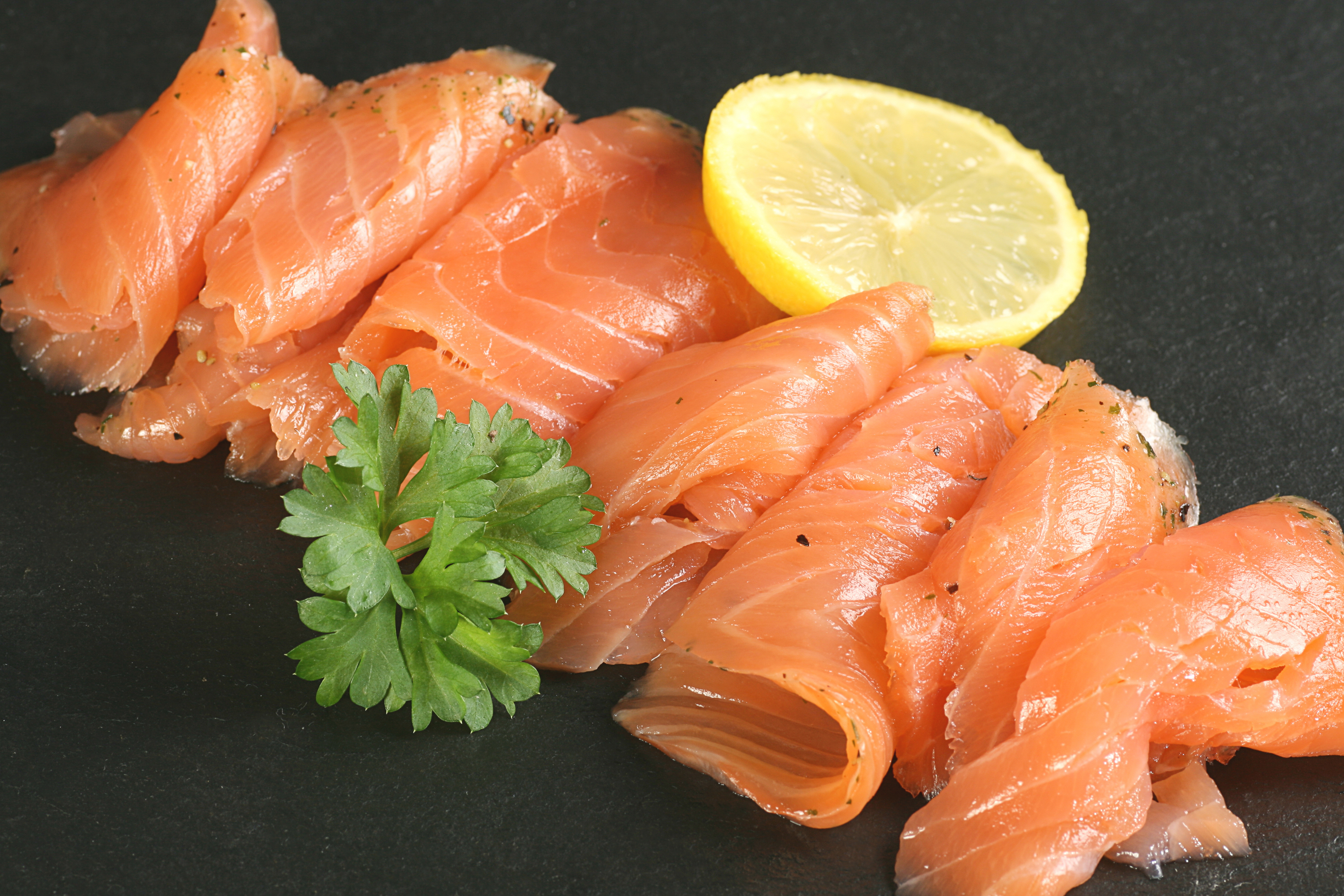 Foppen Seafood Recalls Smoked Salmon Due to Listeria Contamination