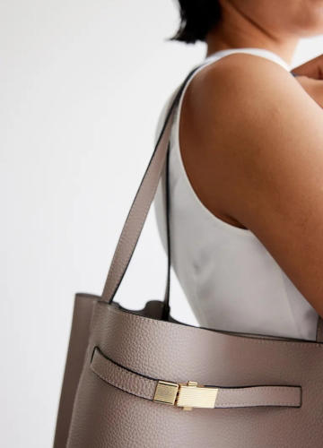 wie ein designer piece: diese 29 euro alltagstasche sieht nach luxus aus