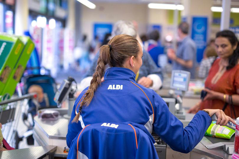 aldi shopper's 'genius' trolley hack helps you keep up with fast checkout staff