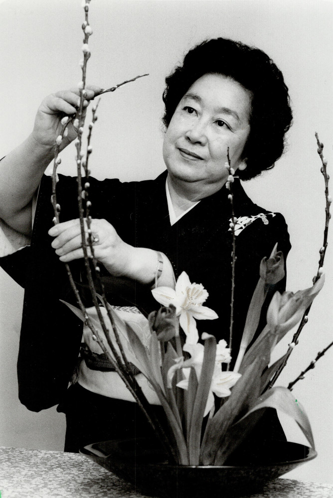 The fascinating history of giving flowers