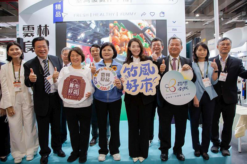 高虹安市長率竹市業者前進台北國際食品展 攜手南投縣簽署mou共推在地農特產