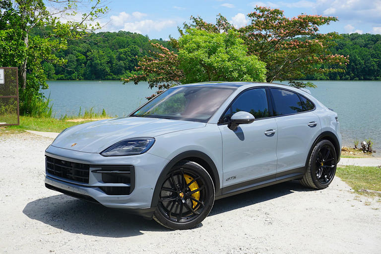 2025 Porsche Cayenne GTS is a trackcapable dailydriver