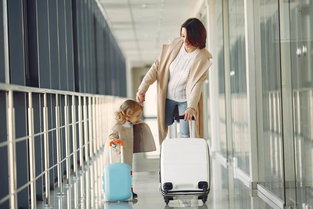 新手爸媽帶嬰兒全家旅行，醫列「特別清單」，出國順利共創首次旅行回憶
