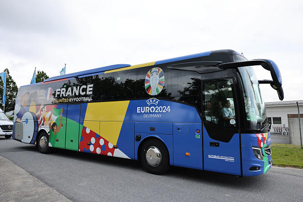 william saliba abandoned by france euro 2024 team bus with arsenal star stranded