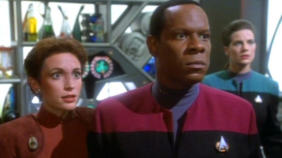 <p>For most Star Trek fans, the Deep Space Nine episode “Move Along Home” has many sins to answer for. It’s an episode that makes no sense, has no good characterization, and has an ending that confirms the entire story was completely meaningless. However, one DS9 cast member has a different issue with this episode: according to Jadzia Dax actor Terry Farrell, Alexander Siddig’s character being sacrificed instead of her own forced her to miss the TNG cameo she desperately wanted.</p>