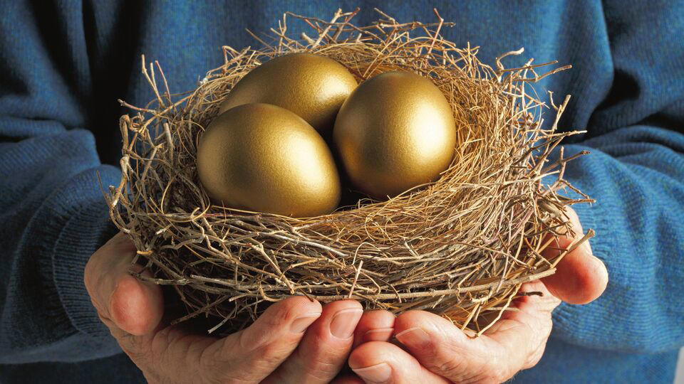 how to, how to save for retirement: investment tips for moderate risk takers