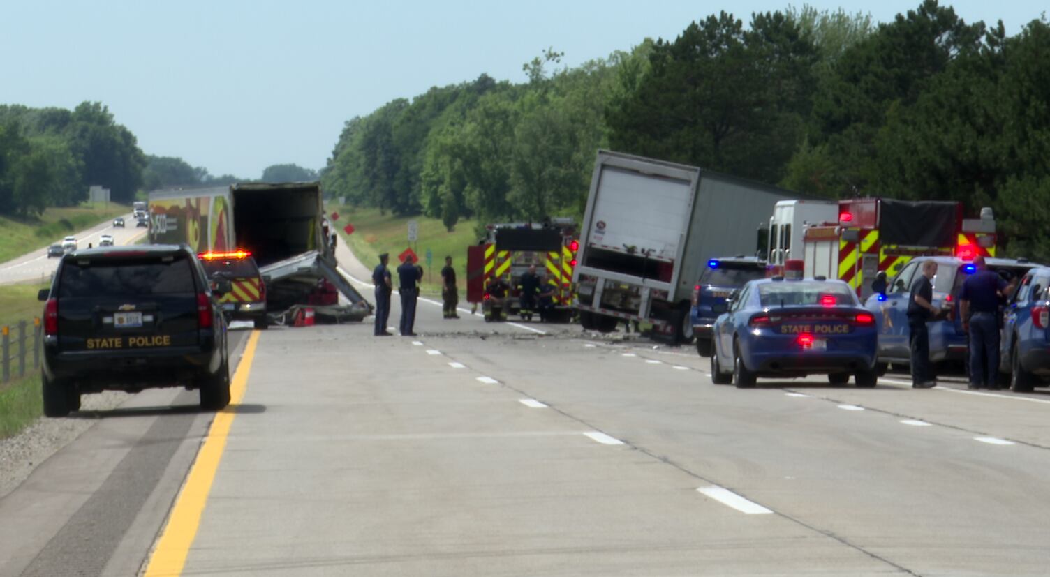 Multi-vehicle Crash Involving Semi-trucks On I-96 At Grange Road Leaves ...