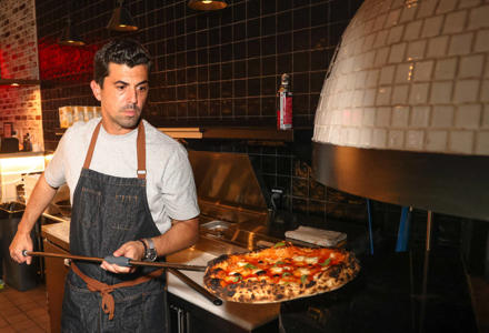 2 Las Vegas pizzerias named among 50 best in US<br><br>