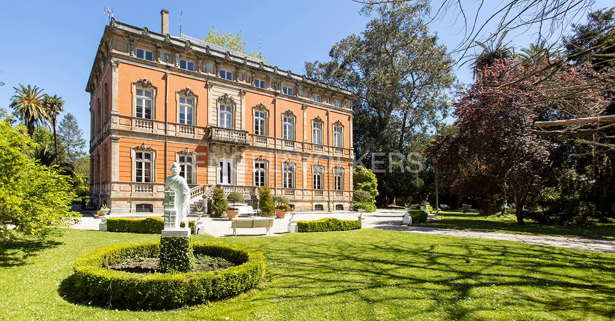 un palacete histórico de la nobleza asturiana, a la venta en somió (gijón) por 5 millones