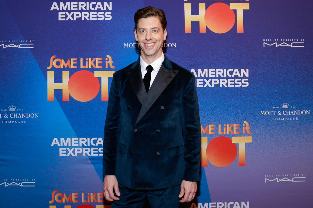 christian borle takes over role in ‘tammy faye' on broadway after andrew rannells' exit