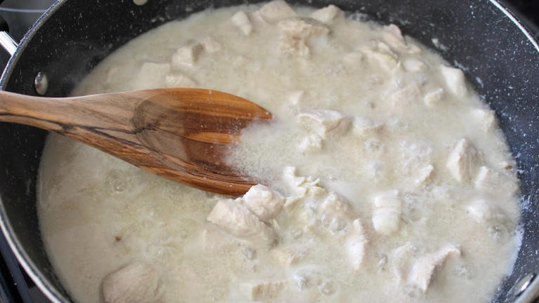 We see why Vicki is proud of this recipe - Chicken Rama in Thai peanut ...