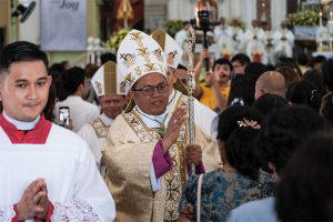 new virac bishop ordained to episcopate