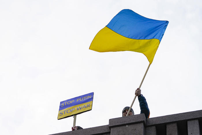 unge er mer skeptiske til ukraina-støtte