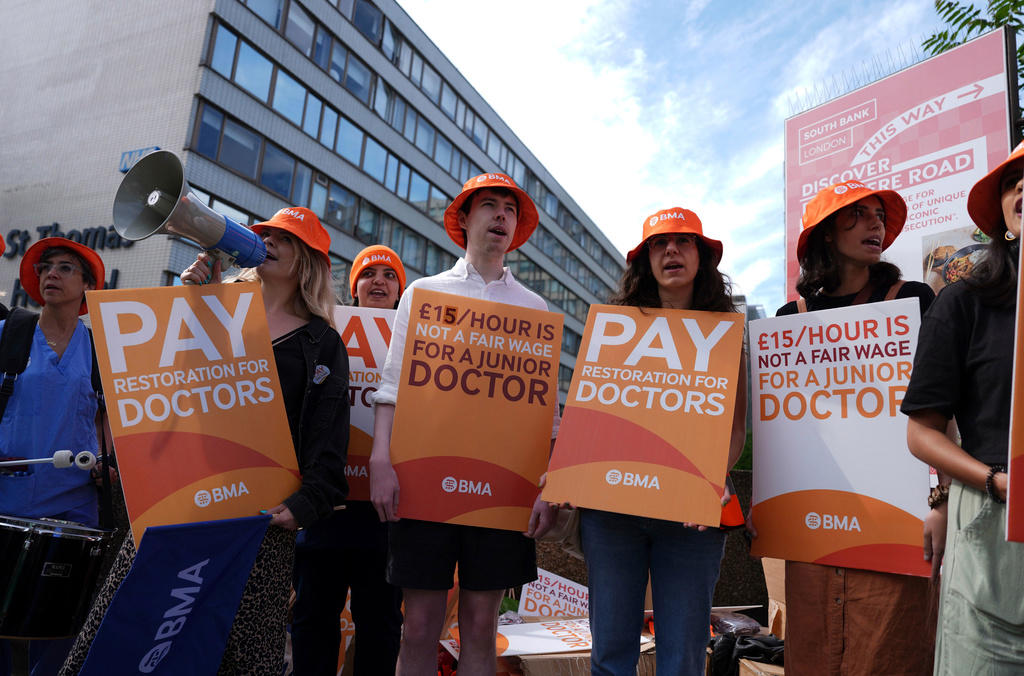 tusentals läkare i strejk – för elfte gången
