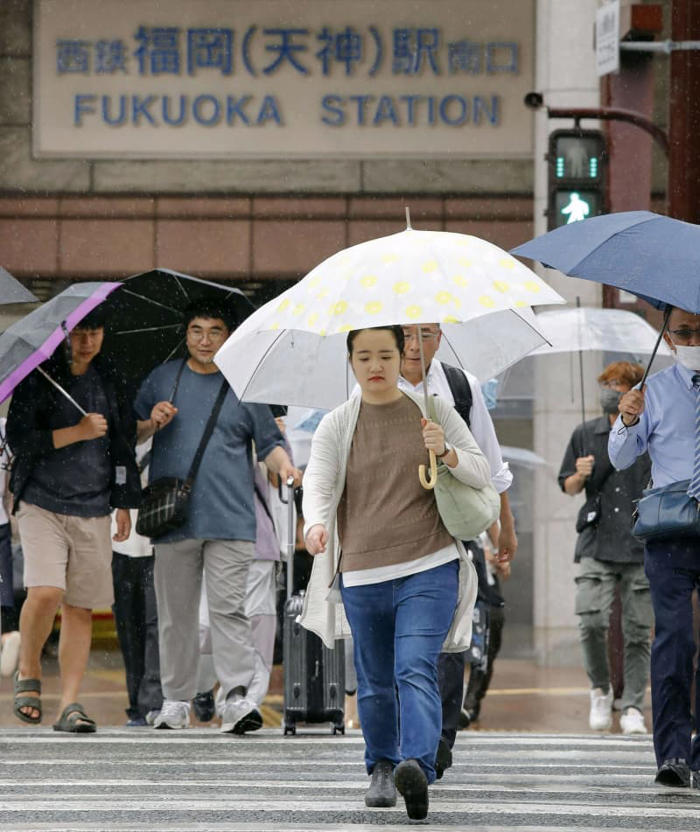 九州北部で線状降水帯の恐れ 前線が活発化、大雨に警戒
