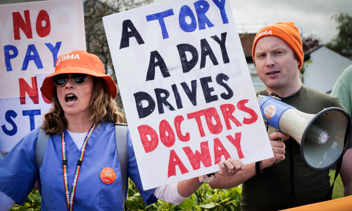 ‘we feel dispirited’: striking junior doctors worn down but determined to fight on