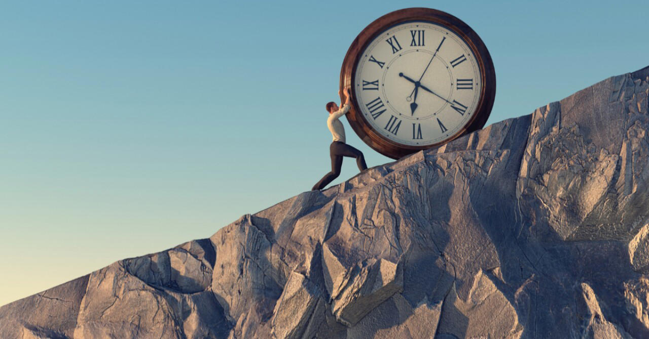 la psicología de la procrastinación: ¿por qué dejamos todo para última hora?