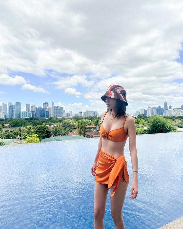 sandara park's swimsuit ootds during her trips to the philippines
